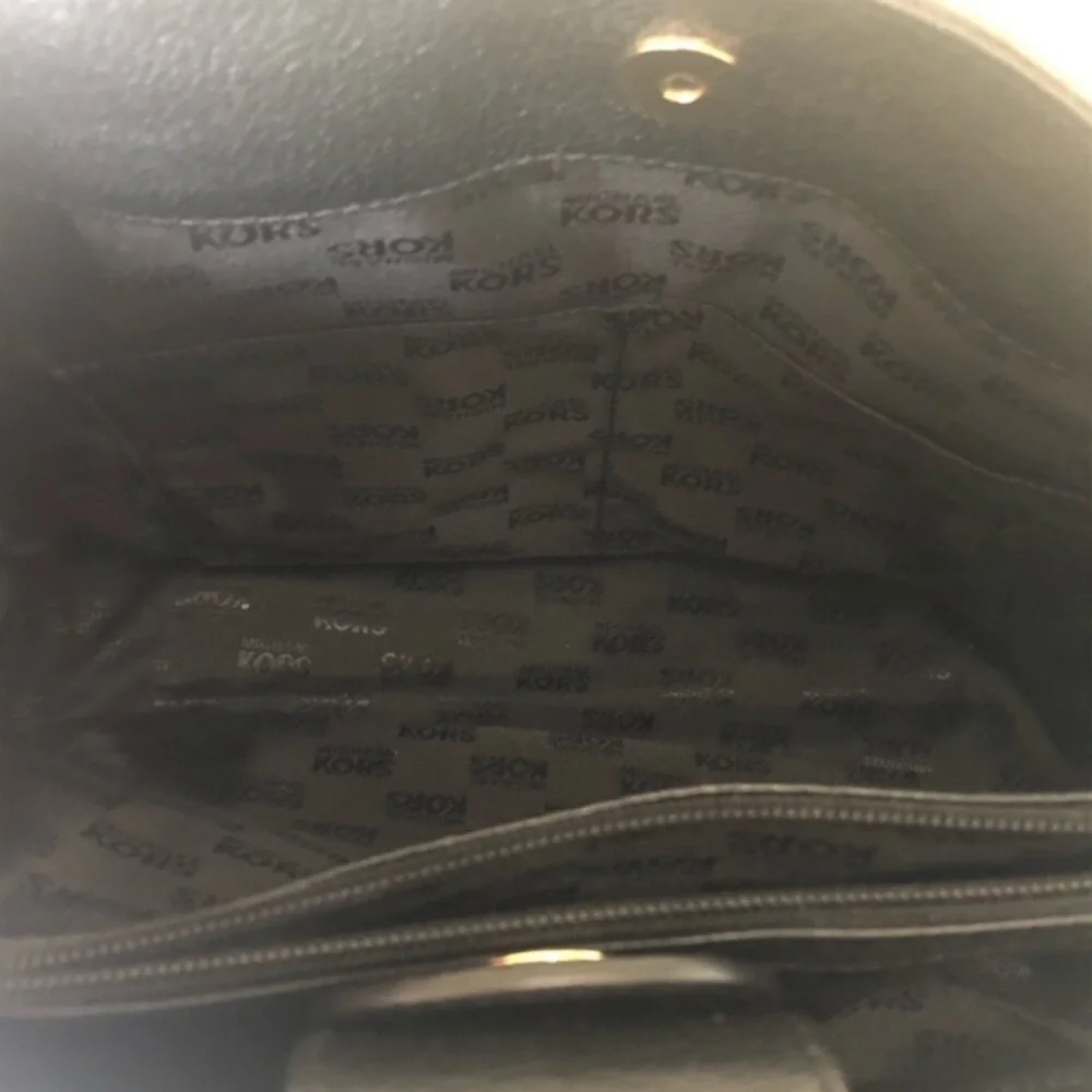 Michael Kors Black Top Handle & Shoulder Chain  Tote Bag